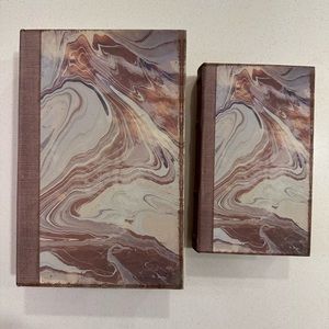 Nesting storage books.